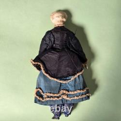 German Parian dollhouse doll with stove