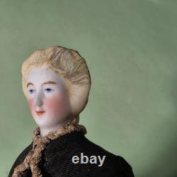 German Parian dollhouse doll with stove