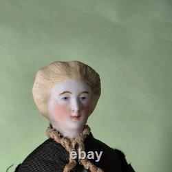 German Parian dollhouse doll with stove