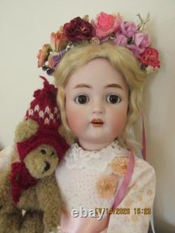 Halbig & KAMMER & REINHARDT DOLL, 22 IN. TALL (BEAUTIFAL)