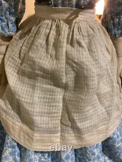 High Quality 25 German China Head Doll Desirable MOLDED NECKLACE Hand-Pressed