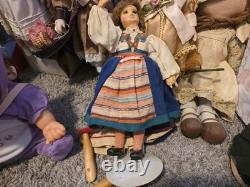 Huge lot of Vintage, Porcelain, Modern Dolls / Collectables, Baby Carriage