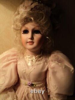 Lady Ann vintage Doll Victoria