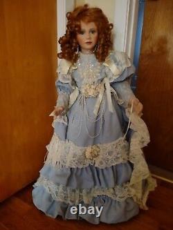 Lady Blayne by Thelma Resch 32 Porcelain Doll #125/600, 2002