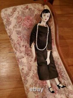Large 21 Vtg Art Deco Porcelain Bisque & Cloth 20's Flapper Girl Doll Figurine