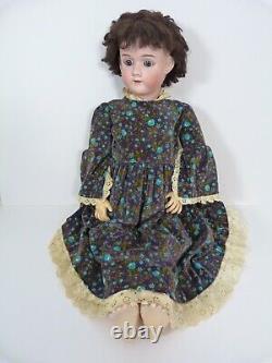 Large antique Heinrich Handwerck doll 33'' tall sold at Sotheby's