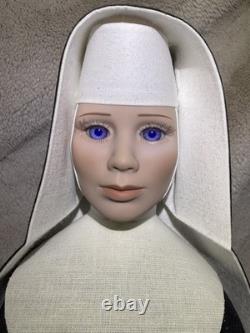 Lot of 3 Vintage Porcelain Nun Dolls Dynasty Doll Collection with COA Stand Rosary