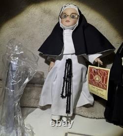 Lot of 3 Vintage Porcelain Nun Dolls Dynasty Doll Collection with COA Stand Rosary