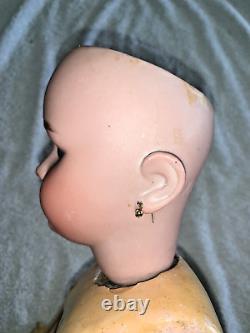 Lovely 24 Handwerck 69-12x Antique Bisque Head German Doll