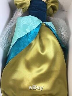 NEW DISNEY CINDERELLA STEPSISTER ANASTASIA PORCELAIN KEEPSAKE DOLL 19 Vintage