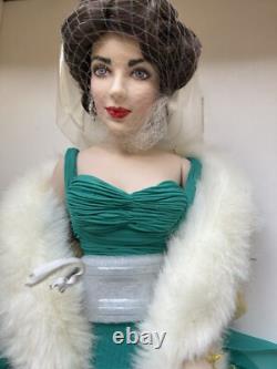 New In Box Franklin Mint Heirloom Elizebeth Taylor Time Capsule Porcelain Doll