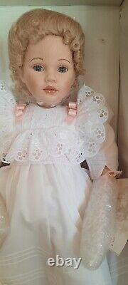 New Nrfb Pauline's Limited Edition Dolls 21 Thomasina 92/950 +box