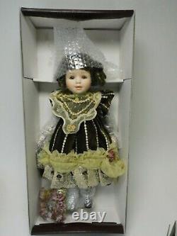 Ophelie Christine Et Cecile/ Mundia Reve De Porcelaine Collectible Doll