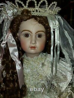 Pat Loveless Empress Bride 28 inch Antique Reproduction French Tete Jumeau
