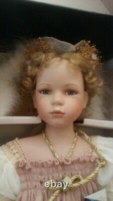 Porcelain Collector Doll GEPPEDDO EMMA 25 with COA NIB Gorgeous Exquisite GIFT