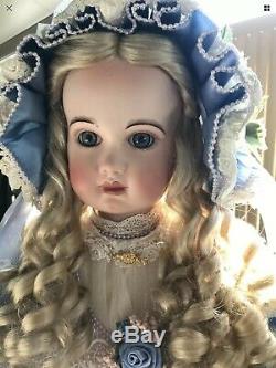 Porcelian Vintage Doll, Anna Nicole by Patricia Loveless