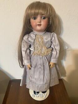 Pretty Antique Heinrich Handwerck Simon & Halbig German Bisque Head Doll 17