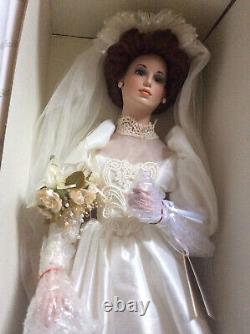 RARE VINTAGE Hamilton Collection Camille Bride doll, 21 COA, stand, tag