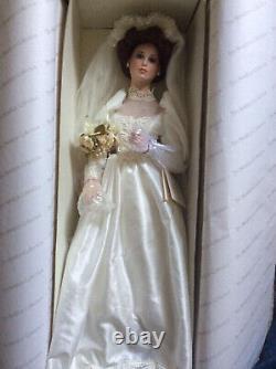 RARE VINTAGE Hamilton Collection Camille Bride doll, 21 COA, stand, tag