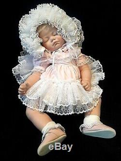 RARE Vintage 1992 Realistic Porcelain/Cloth Sleeping Baby Doll By Wanda Pogue