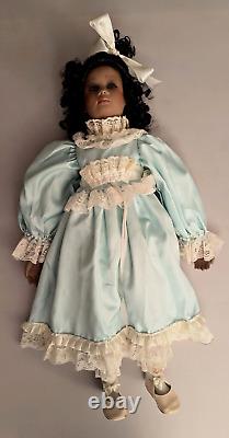 RARE Vintage Collectable R. O. C. Porcelain Doll Numbered NR 275 228/1000 26 Tall