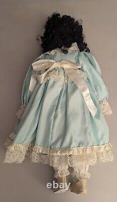 RARE Vintage Collectable R. O. C. Porcelain Doll Numbered NR 275 228/1000 26 Tall