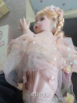 RARE Vintage Duck House Heirloom Dolls Porcelain Beautiful Doll ELLA 74/5000