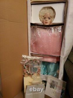 RARE Vintage Gloria Vanderbilt 32 Large Porcelain Doll DREAMER LOVER Ltd Ed Box