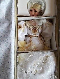 RUSTIE vintage ANGELICA NIB/NRFB, LE COA #499/2000 33 inch porcelaine doll