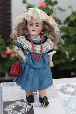 Rare Antique German Doll by Gebrüder Kühnlenz 72-27, tall 13 in