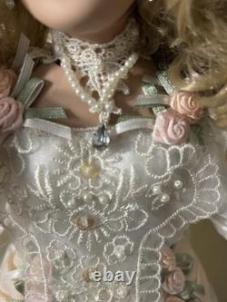 Rare New Welden Museum Porcelain Doll RuthLE 601, 16 by Mary Benner Rare New Welden Museum Porcelain Doll RuthLE 601, 16 by Mary Benner