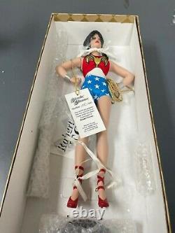 Rare Robert Tonner Wonder Woman Porcelain Doll 158/500 NEW Repaired