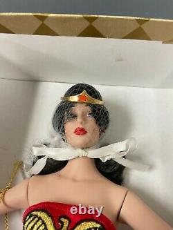 Rare Robert Tonner Wonder Woman Porcelain Doll 158/500 NEW Repaired