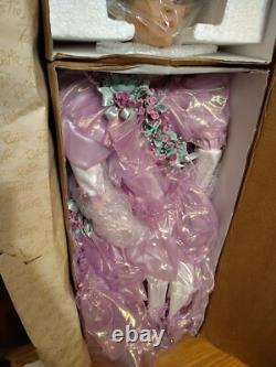 Rare Rustie Violet Welden Museum of Fine Collectible 32 Porcelain Doll 270/1000