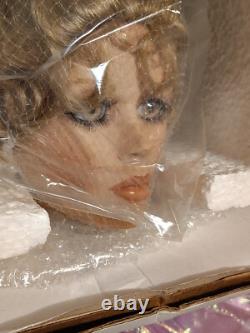 Rare Rustie Violet Welden Museum of Fine Collectible 32 Porcelain Doll 270/1000