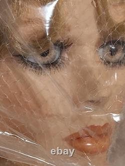 Rare Rustie Violet Welden Museum of Fine Collectible 32 Porcelain Doll 270/1000