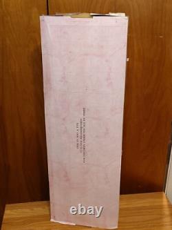 Rare Rustie Violet Welden Museum of Fine Collectible 32 Porcelain Doll 270/1000