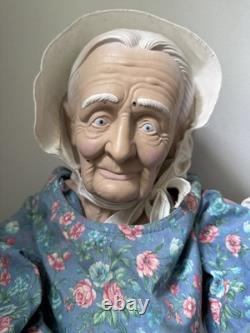 Rare Set Vintage 32 William Wallace Jr Grandma & Grandpa Porcelain Dolls