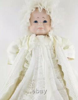 Rare Vintage Adorable Three Face Baby Doll Smile Cry Sleep Complete Outfit