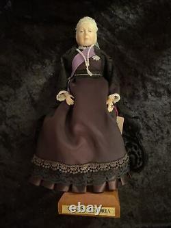 Rare Vintage Ann Parker Doll, Queen Victoria 11 Made in England