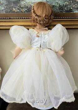 Rare Vintage Ute Kase- Lepp Dolls 27 in (Without Stand)