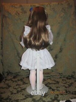 SWEET ANTIQUE 27 KARL HARTMANN 250 BISQUE HEAD DOLL With BEAUTIFUL DRESS