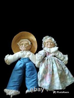 Set Of 2 Grandma And Grandpa Vintage Porcelain Dolls