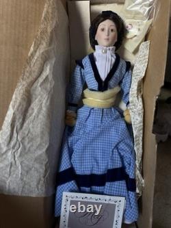 Set of 4 Franklin Heirloom Vintage Porcelain Collector Dolls