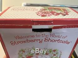Strawberry Shortcake Danbury Mint Porcelain In Box withcustard & accessories