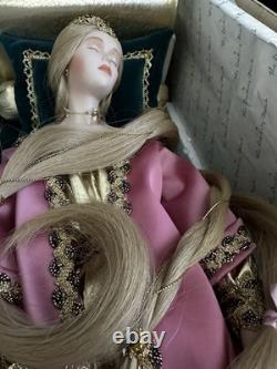 THE DOLL OF YOUR DREAM! Sleeping Beauty/24vintage porcelain Nothing compares