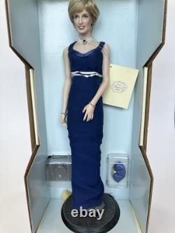 The Franklin Mint Diana Princess of Wales Porcelain Portrait Doll Blue Dress