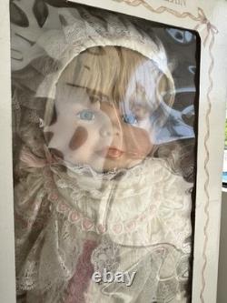 VINTAGE 3-Face Doll Porcelain. Cracker Barrel Country Store EXCLUSIVE. IN BOX