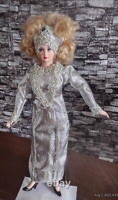 VINTAGE GAMBINA Silver Clad Showgirl Diva DOLL 18 With Stand Preowned