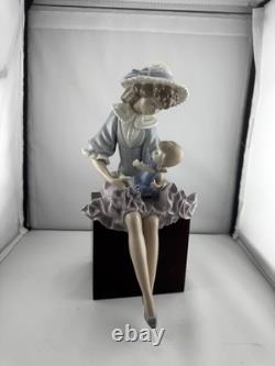 VINTAGE Lladro Porcelain Figurine Debbie and Her Doll by Salvador Debon